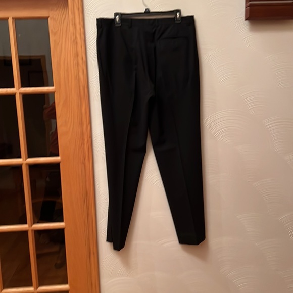 Nicely used black pants - Picture 2 of 3